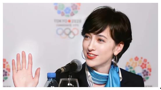 娱乐圈吃瓜男歌手是谁啊,他是谁？  第3张